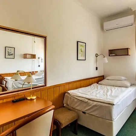 Jogar Hotell Balatonföldvár