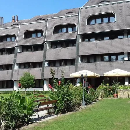 Jogar 3* Balatonföldvár