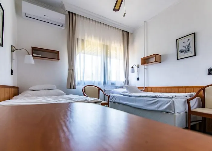 吉盖尔酒店 Balatonföldvár