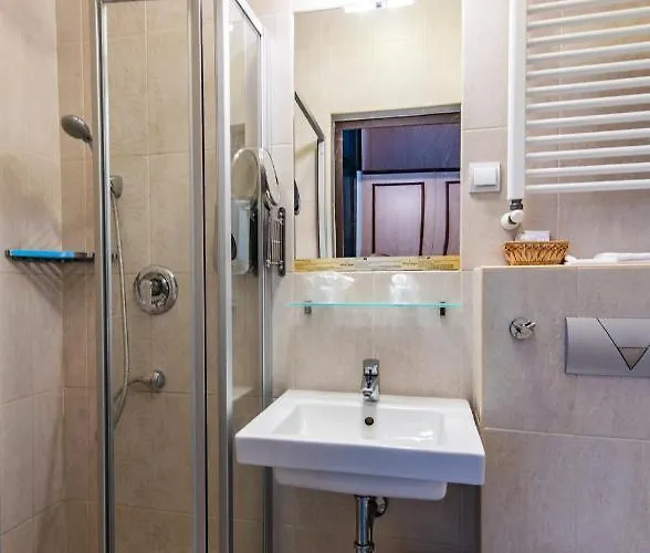 Hotell Jogar Balatonföldvár